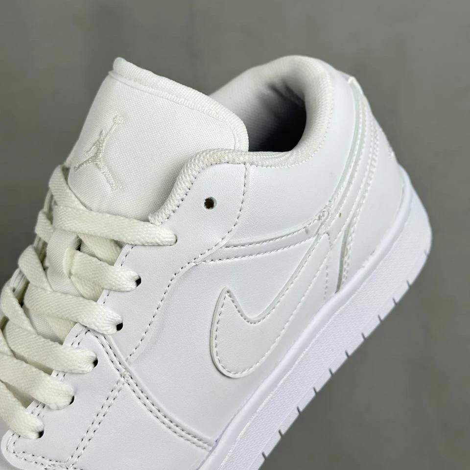 Jordan 1 Low Beyaz HQ
