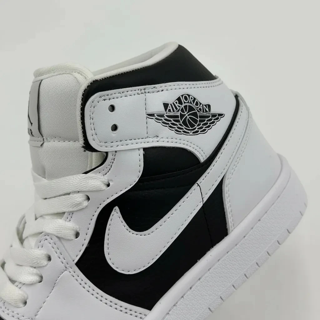 Jordan 1 High Beyaz Siyah HQ