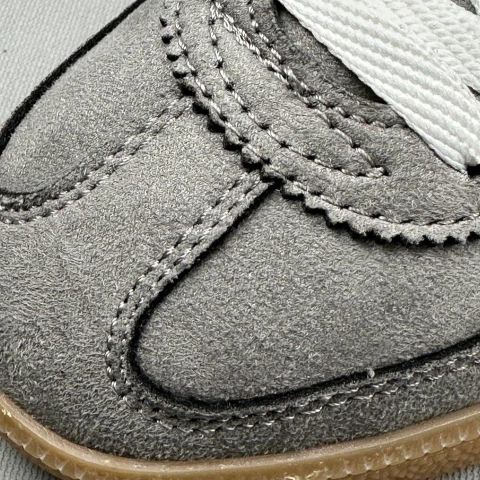 Spezial Gri Süet Hq