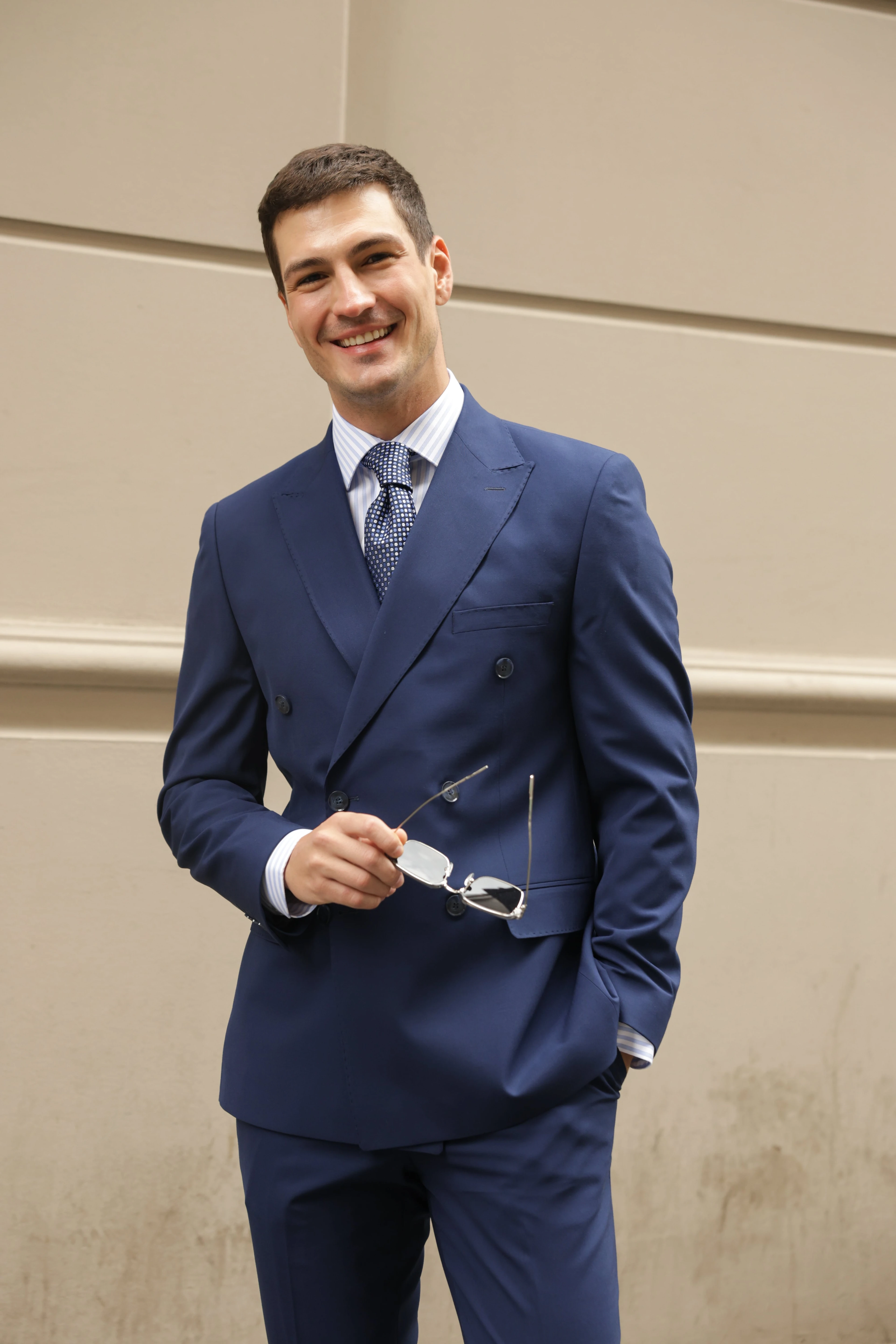 Erkek Lacivert Düz Kruvaze Takım Elbise