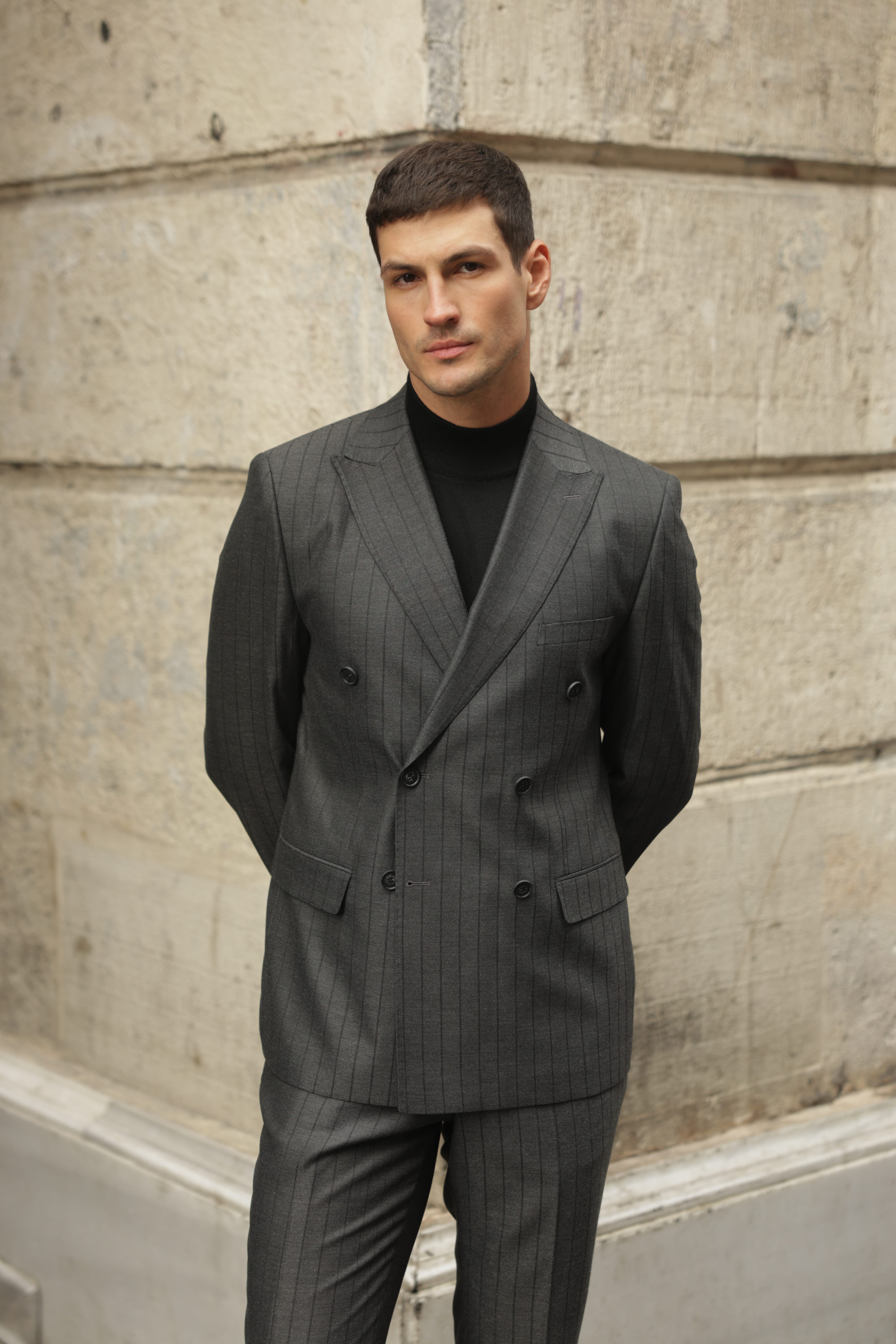 Erkek Füme Çizgili Kruvaze Takım Elbise