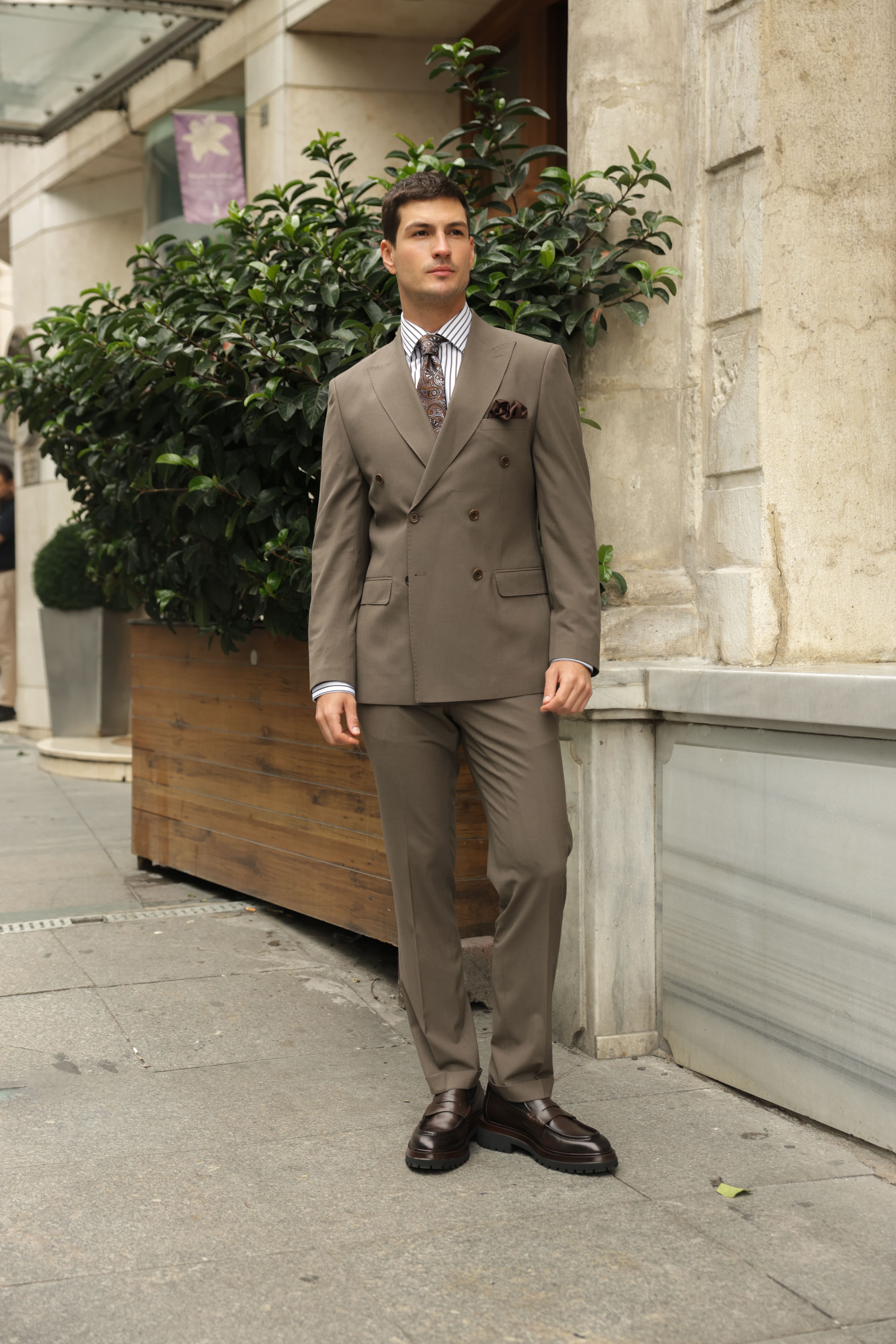 Erkek Açık Kahverengi Kruvaze Takım Elbise