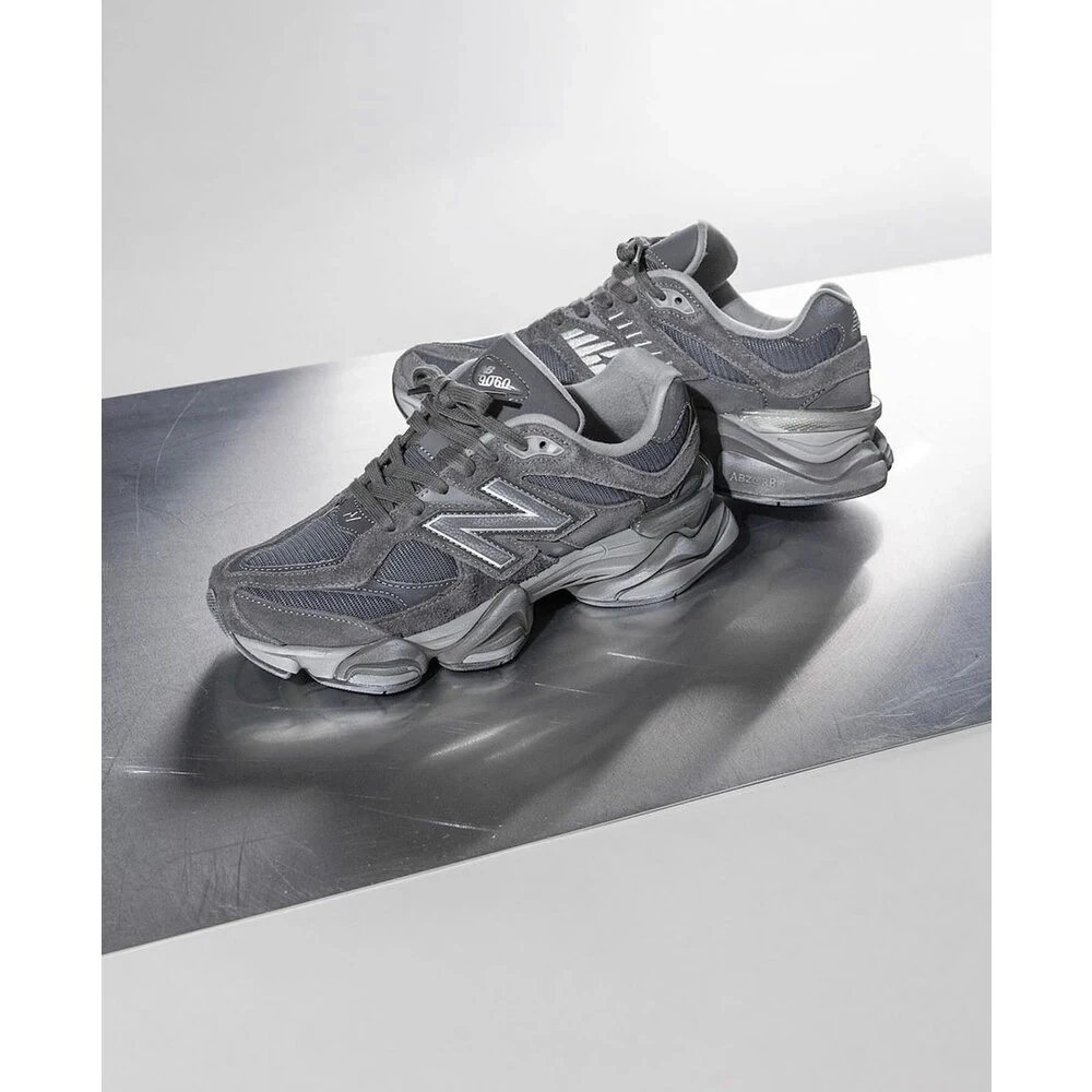 NEW BALANCE 9060 MAGNET