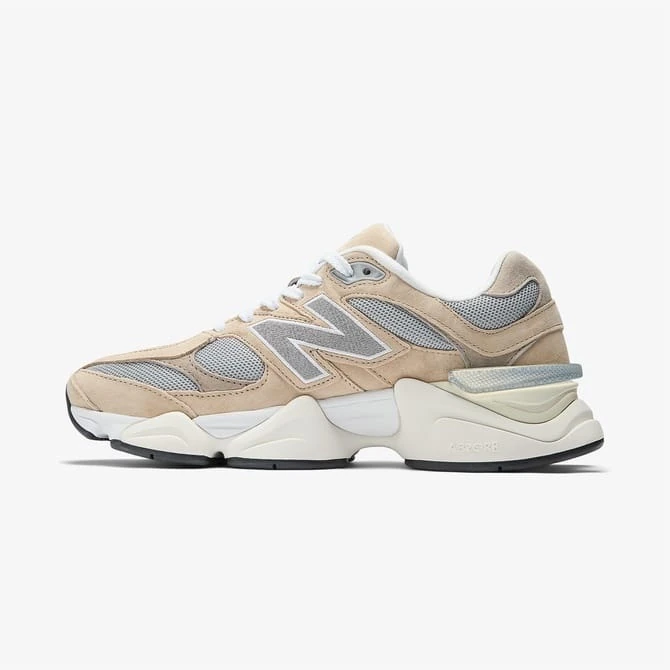 New Balance 9060 cream 