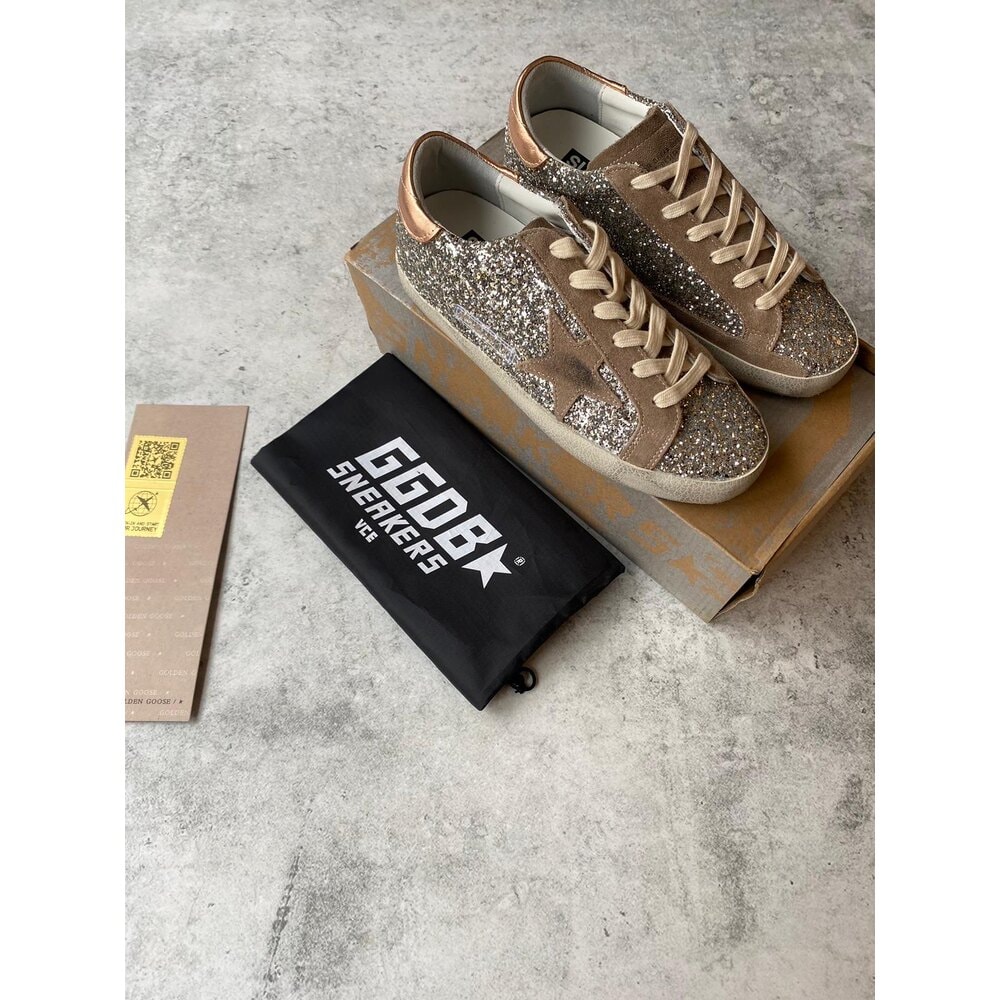 Golden goose