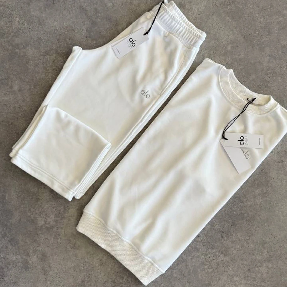 Alo Yoga Eşofman Takımı