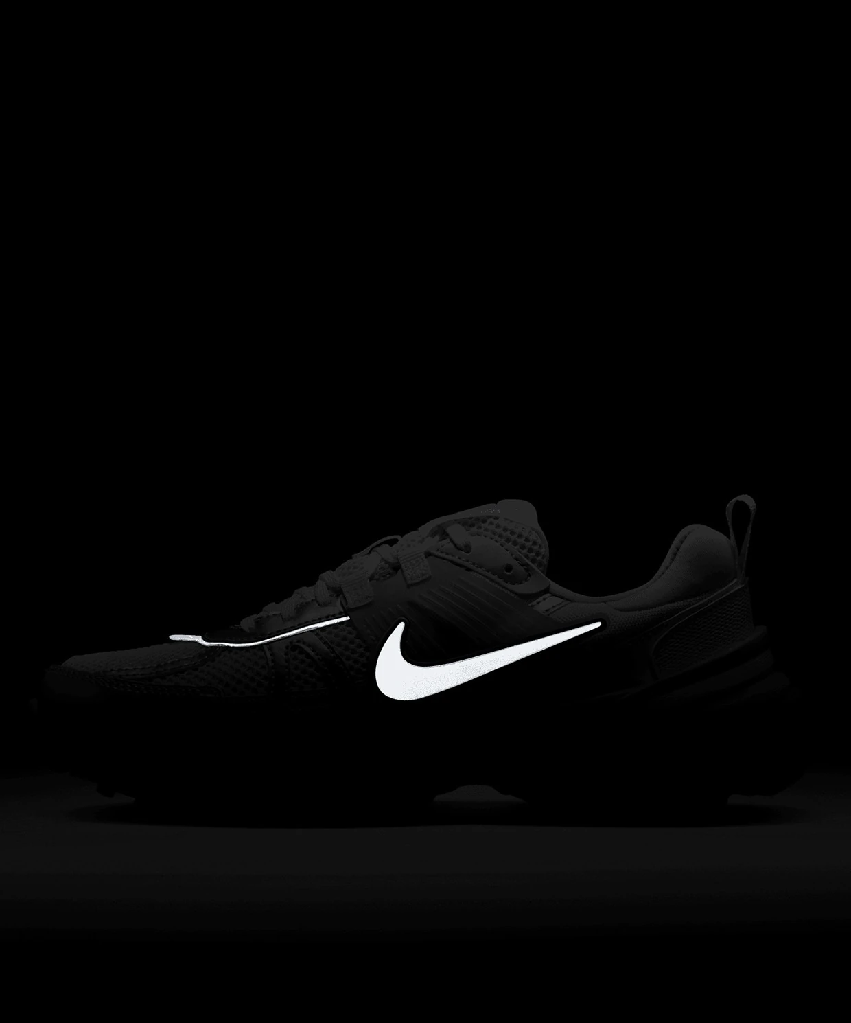 Nike V2K Run white grey 