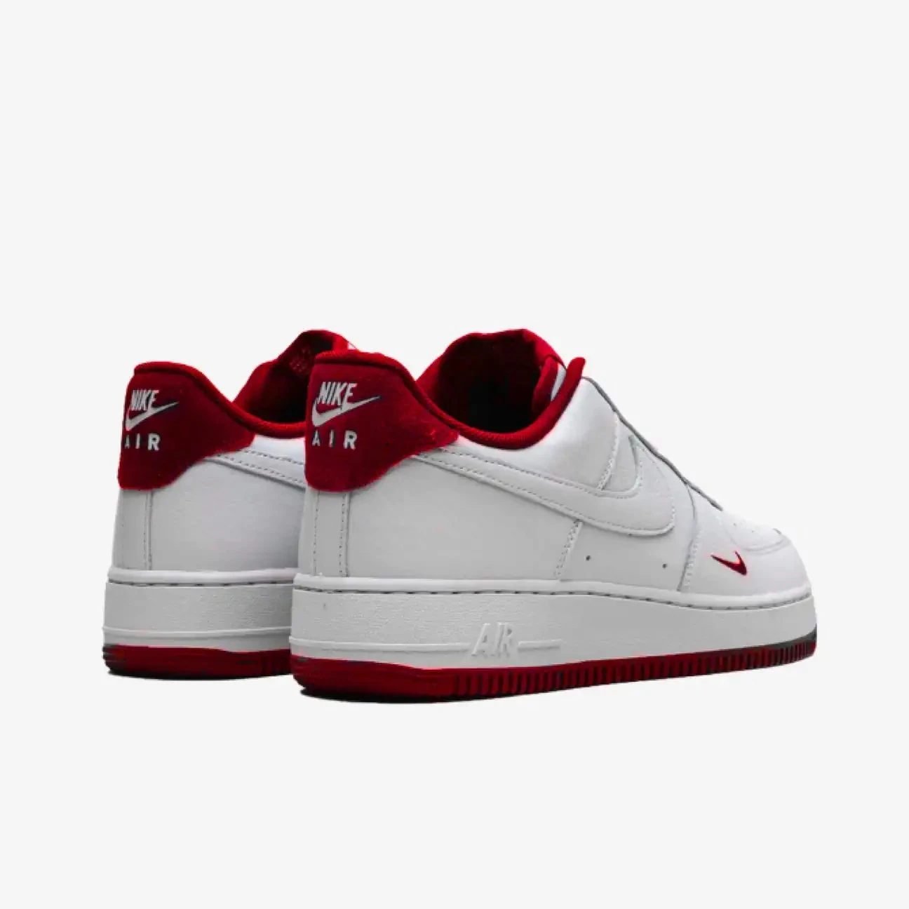  Nike Air Force 1 Low '07 LV8 White Team Red 