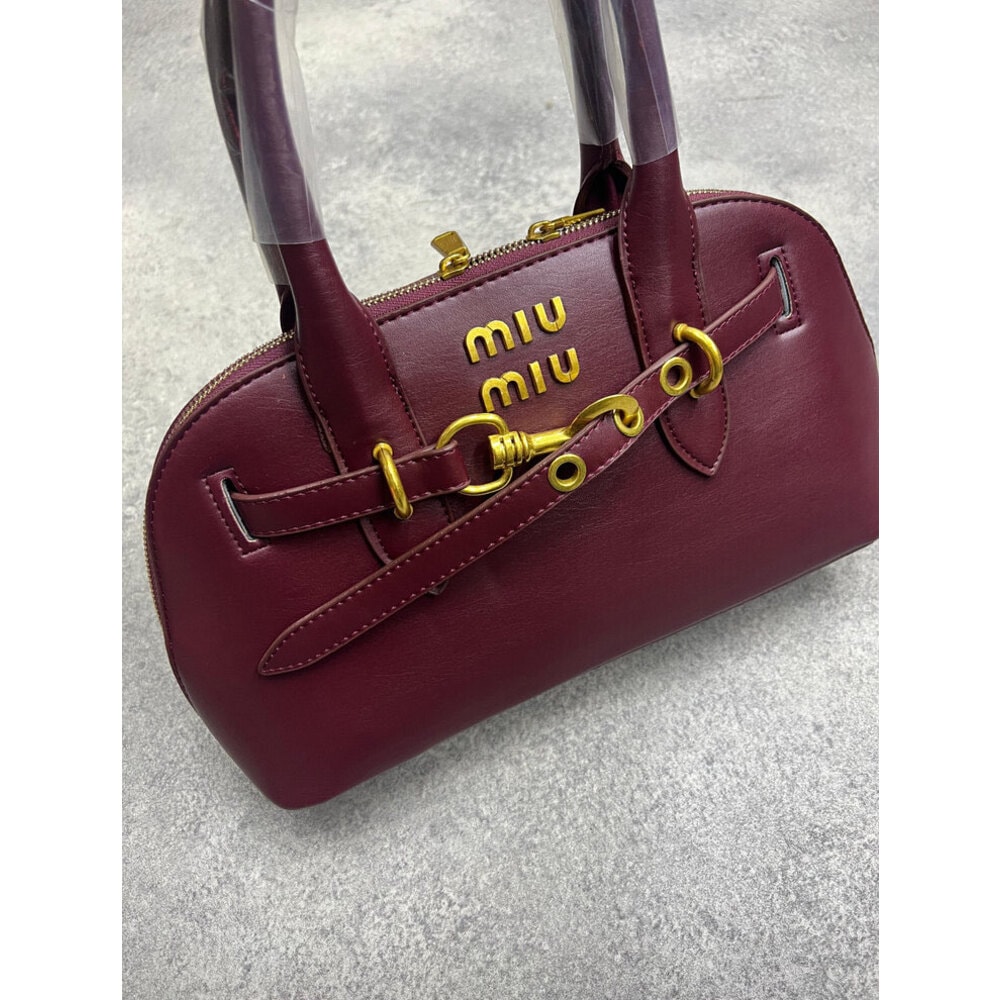 Miu Miu Aventure Deri Bordo