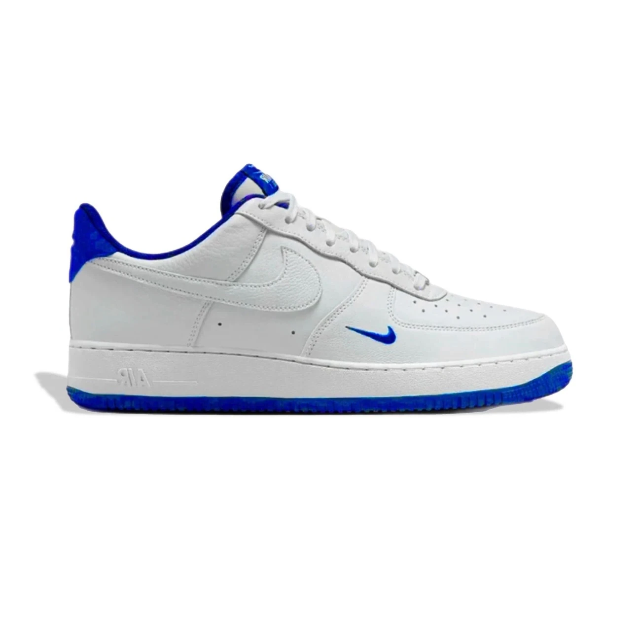 Nike Air Force 1 07 Lv8 Photon Dust / Obsidian