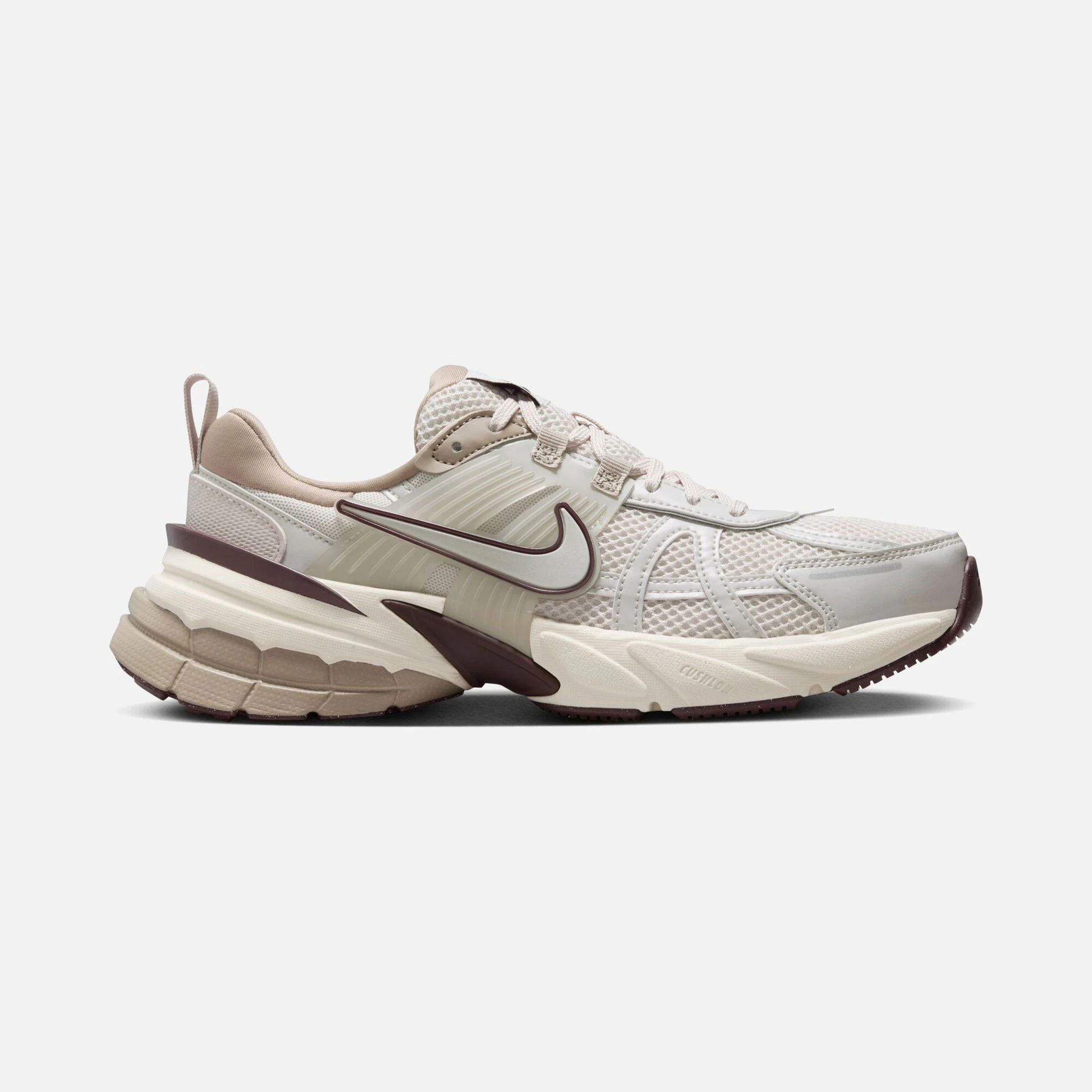 Nike Sportswear V2K Run 