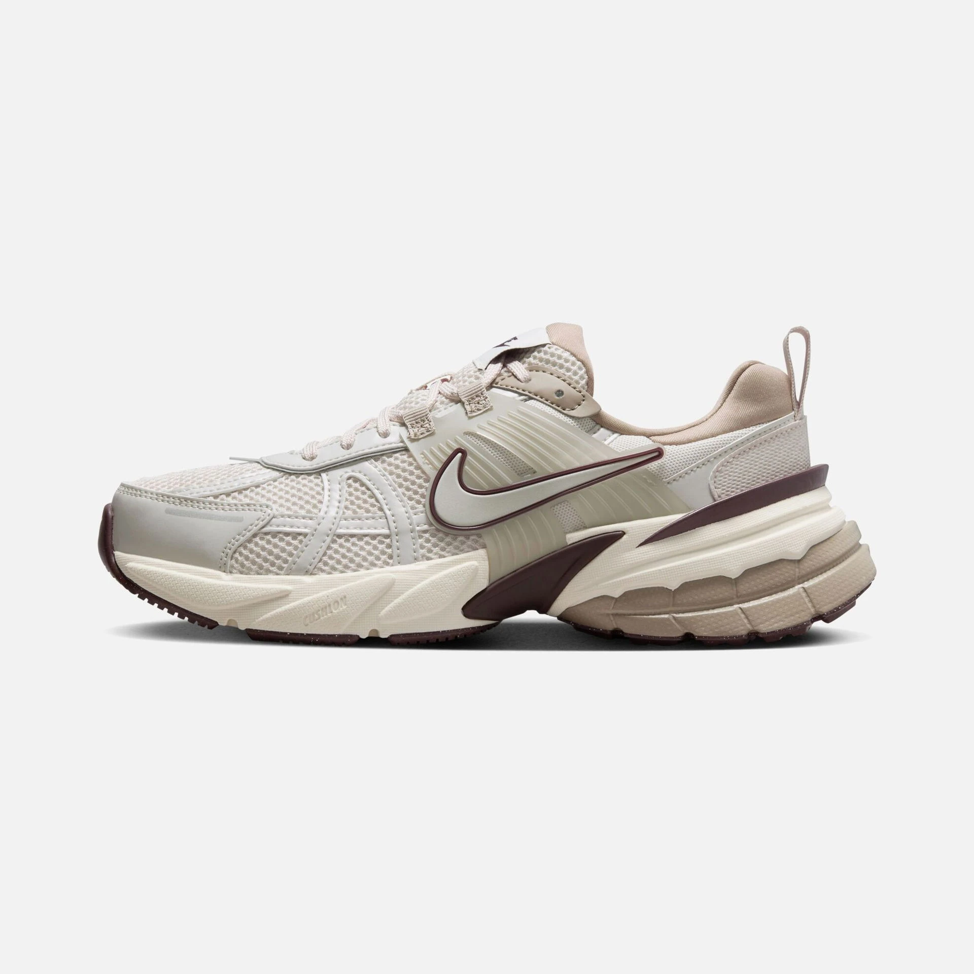 Nike Sportswear V2K Run 