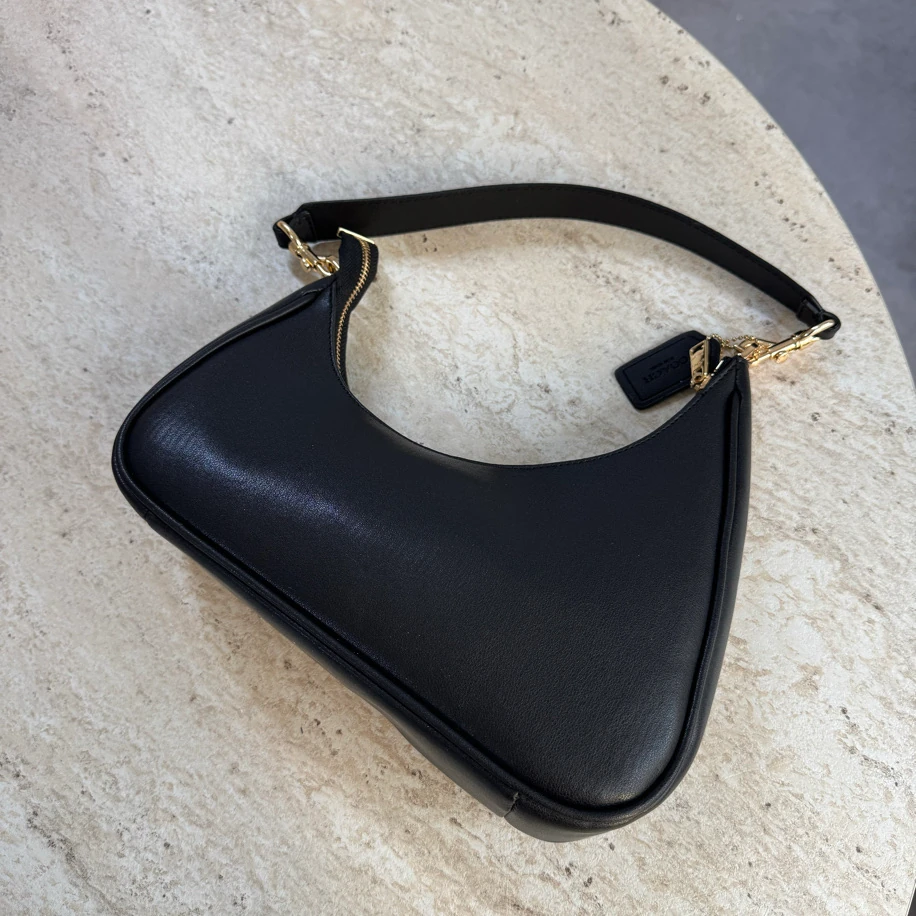 Coach Asimetrical Shoulder Bag 2 