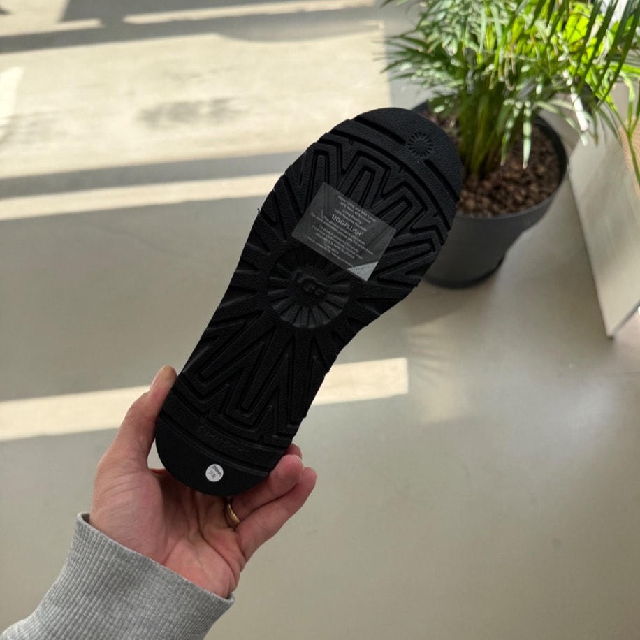UGG W Platform Mini Black 