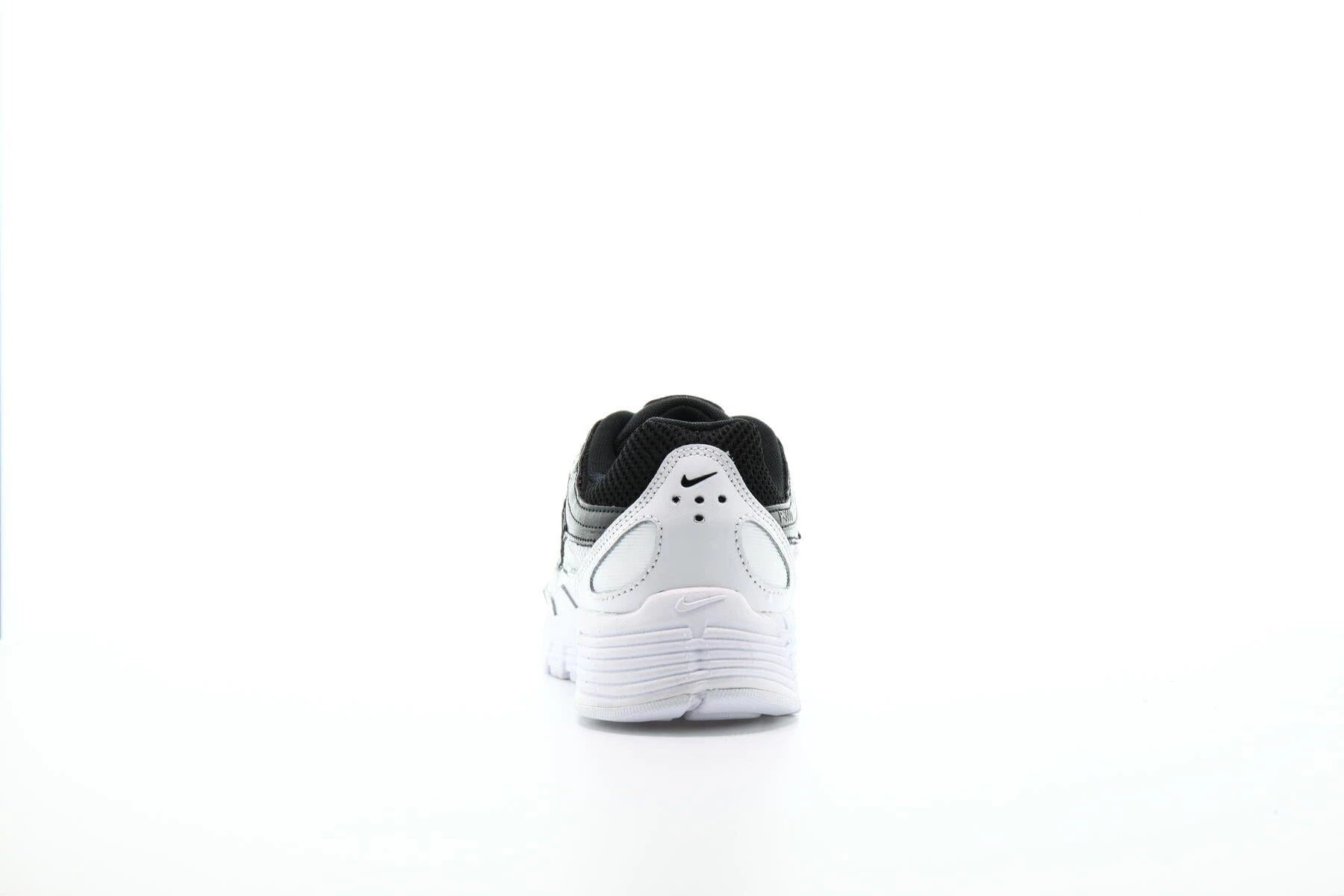 NIKE WMNS P-6000 "BLACK AND WHITE"