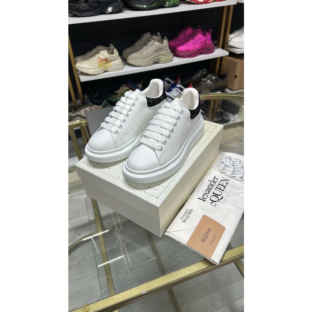 alexander mcqueen arka siyah taş