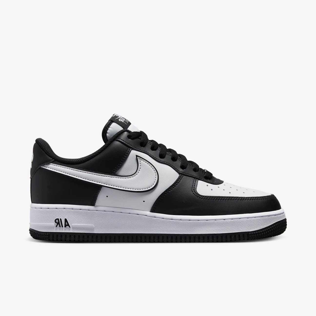 Nike Air Force 1 Low Panda