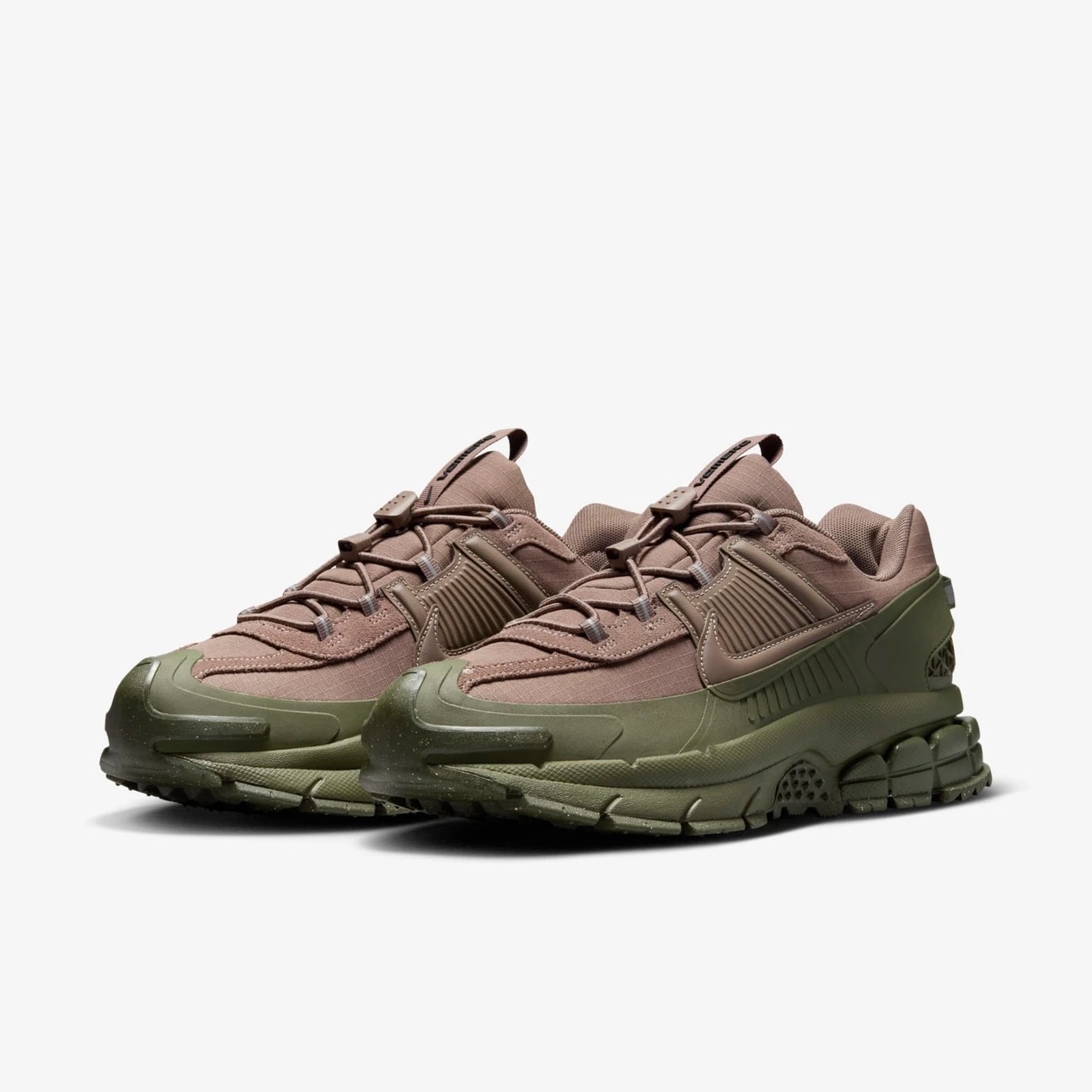Nike Zoom Vomero Roam Brown
