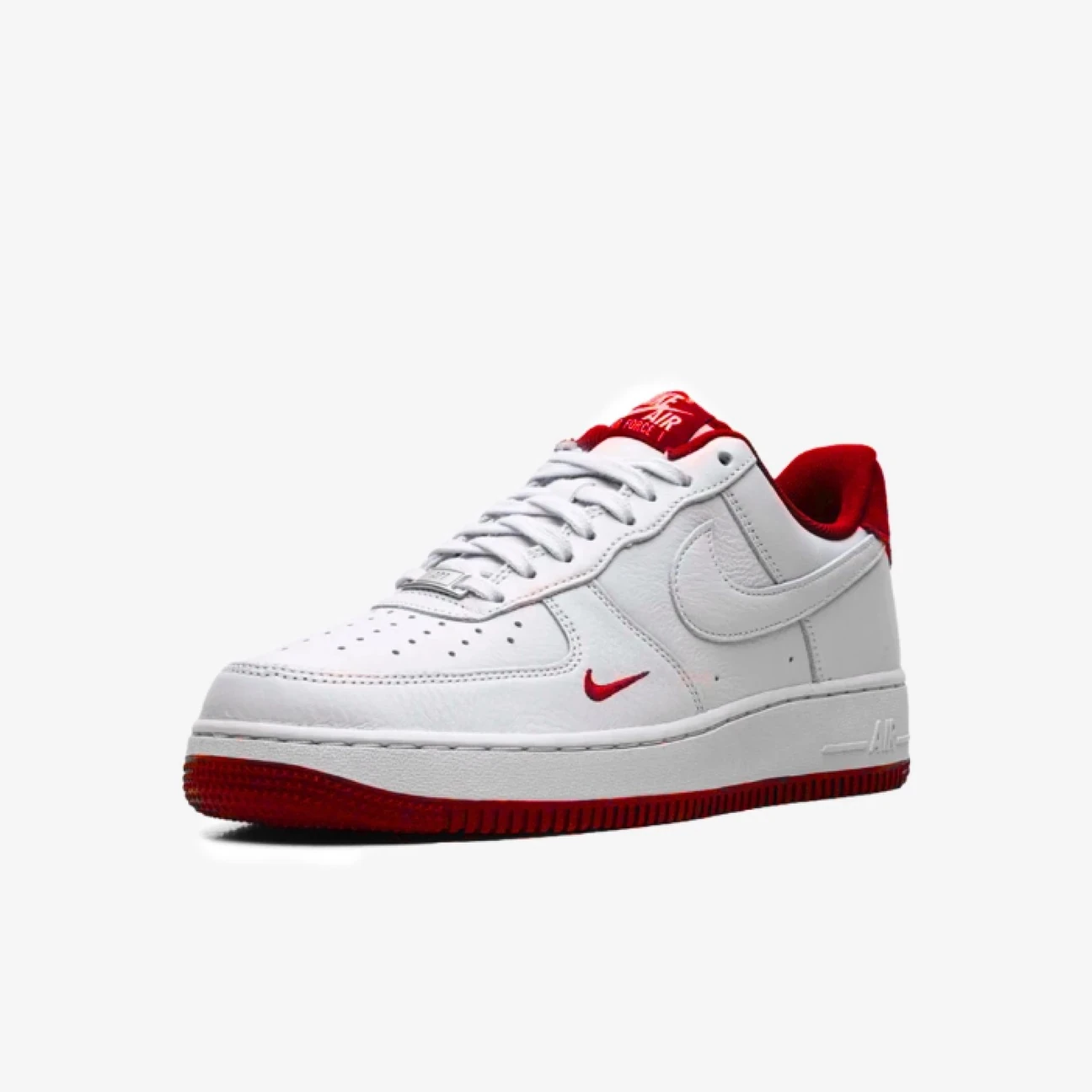  Nike Air Force 1 Low '07 LV8 White Team Red 