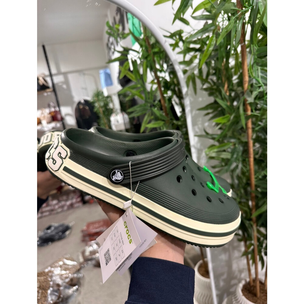 Crocs Terlik Haki of cours yeni sezon