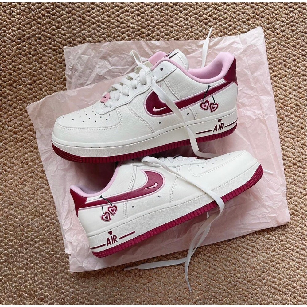 NİKE AİR FORCE 1 LOW VALENTİNE'S DAY