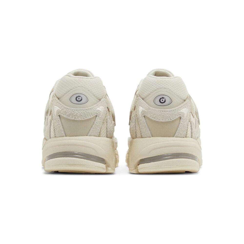 adidas Response CL Bad Bunny Wonder White