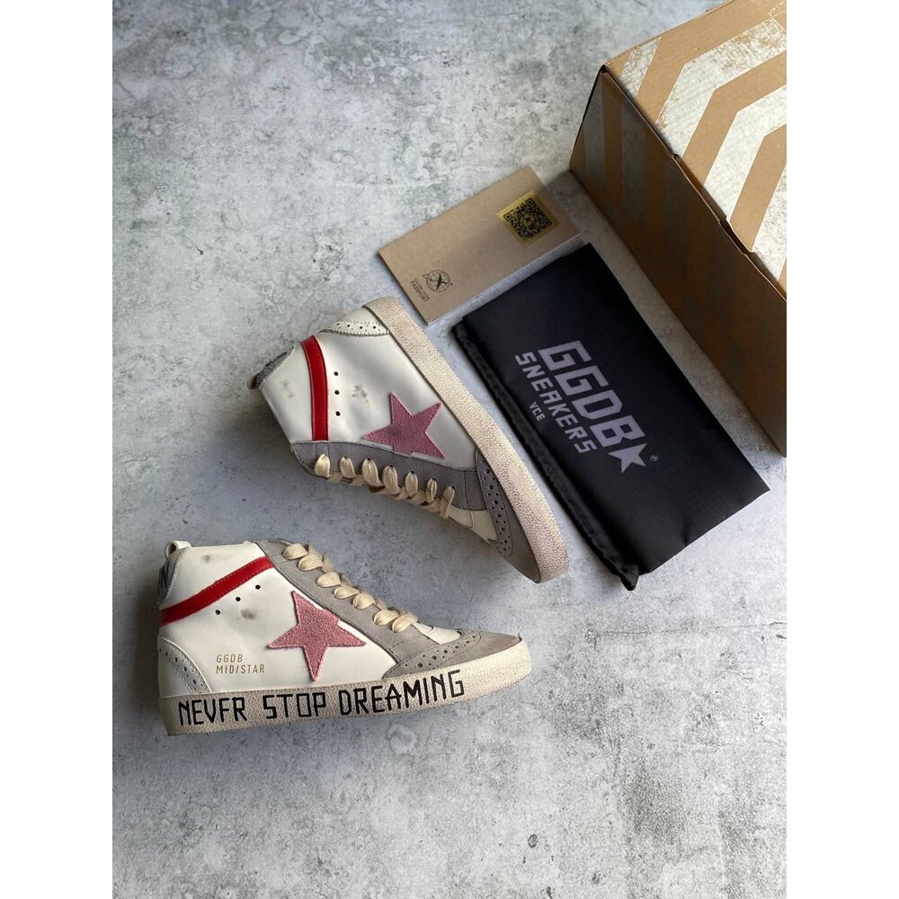 Golden goose