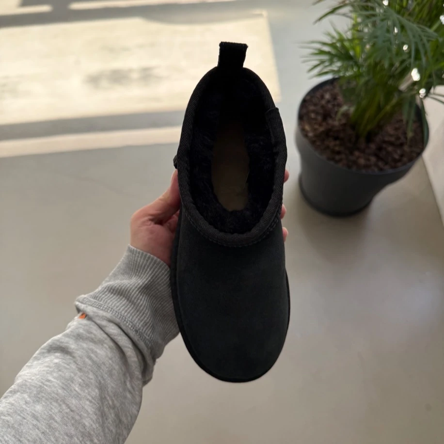 Classic Ultra Mini Black 