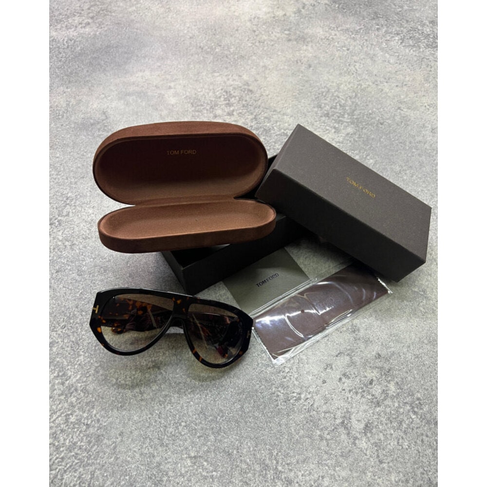 Tom Ford Bronson TF1044