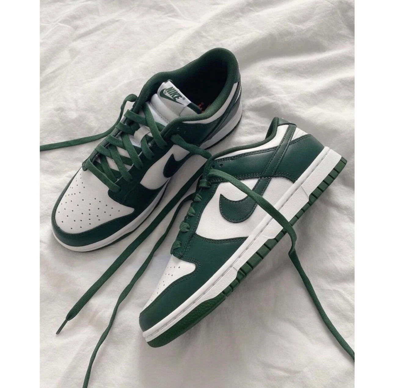 Nike Dunk Low Spartan Green