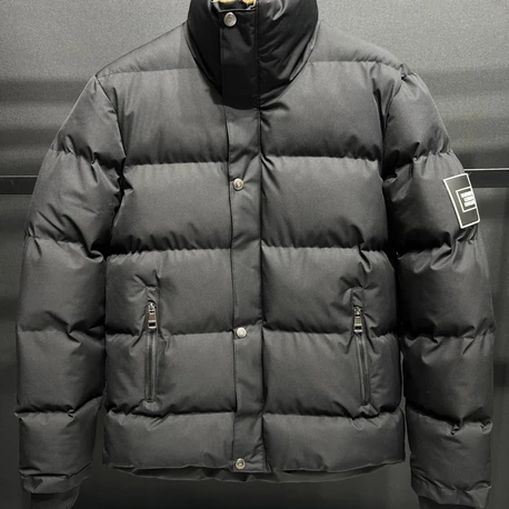  Burberry Puff Mont Siyah