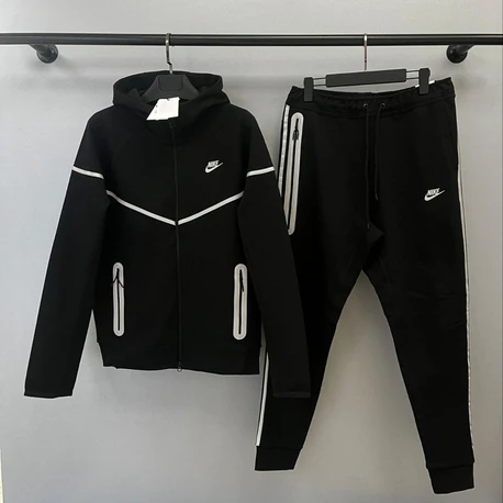 Nike Tech Fleece Reflective