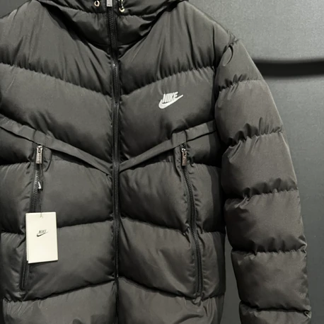  Nike Storm-Fit Windrunner Primaloft Şişme Mont Siyah
