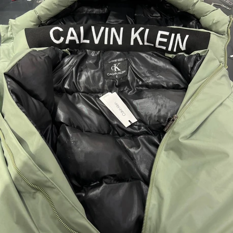  Calvin Klein Şişme Mont Yeşil