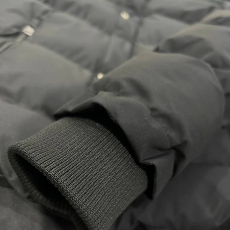  Burberry Puff Mont Siyah