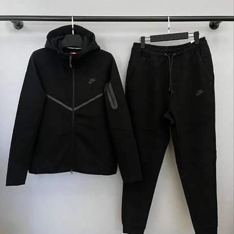 Nike Tech Fleece Fermuarlı Takım Siyah