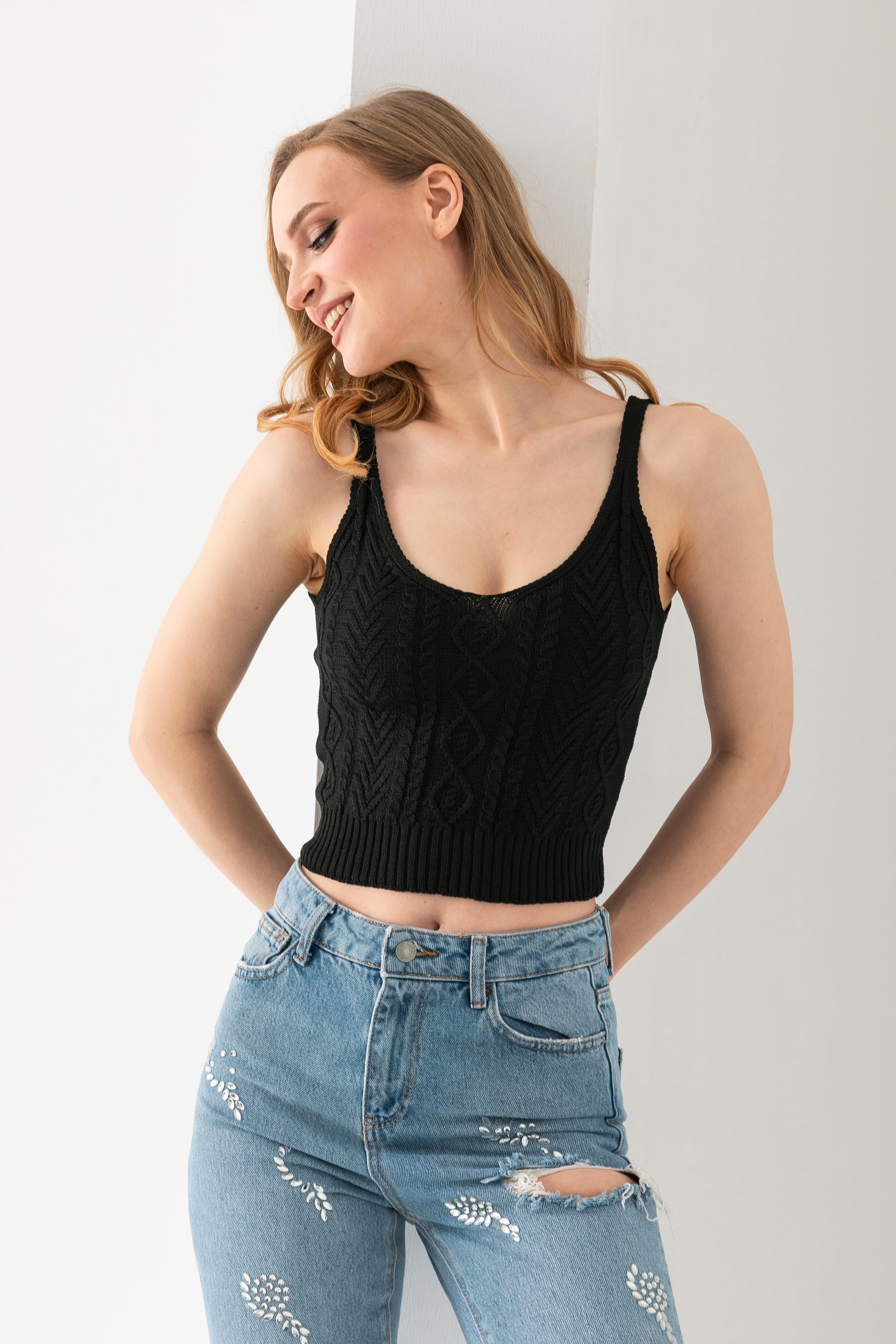 T-Crazy Örgü Desen Askılı Şık Crop, Nefes Alabilir Dokuma Crop, Kısa Dokuma Bluz, Triko Crop Top.