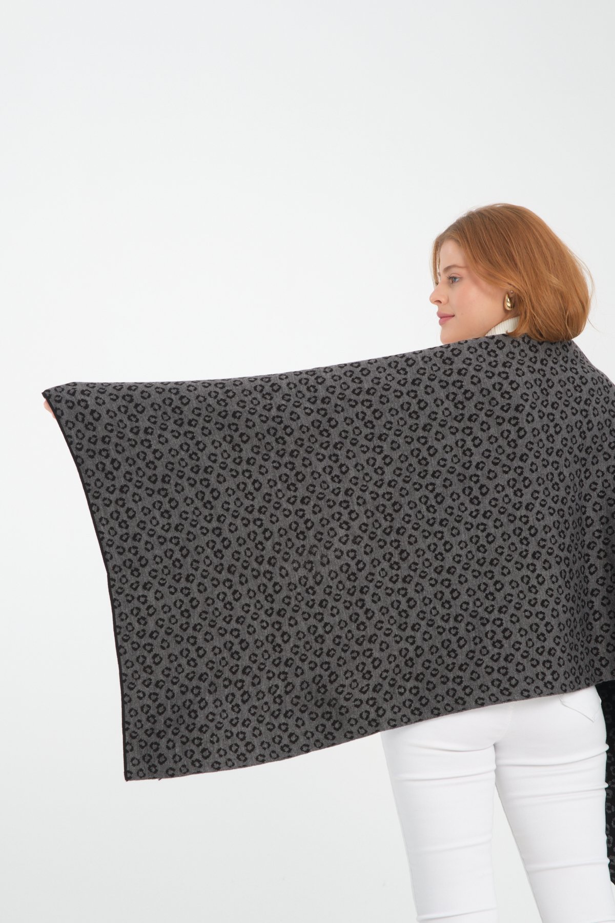 T-Crazy Knitwear Leopar Desen Kışlık Triko Şal, Çift Katlı ve Çift Taraflı Triko Örme Omuz Şalı