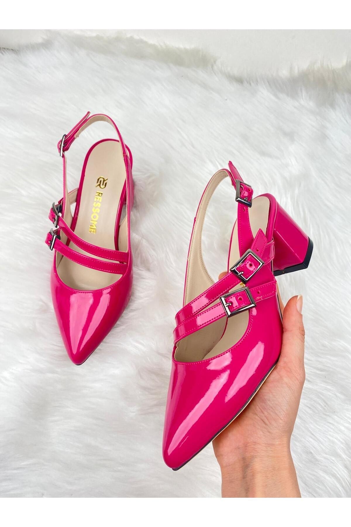 Lady Model Bantlı Ayarlanabilir Kemerli Topuklu Ayakkabı - Pembe