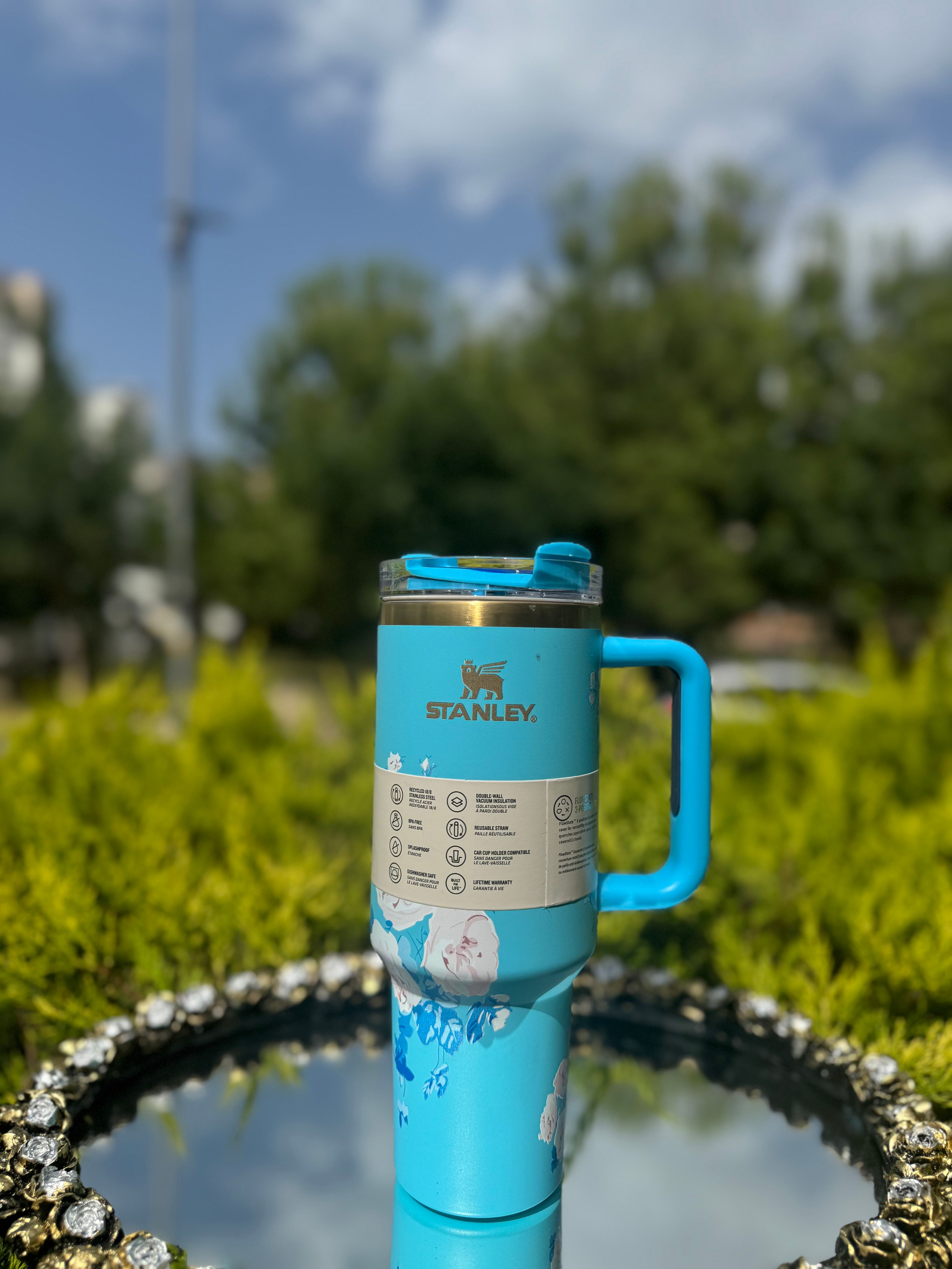 Stanley Renkli Desenli Termos 1.18 LT - Mavi