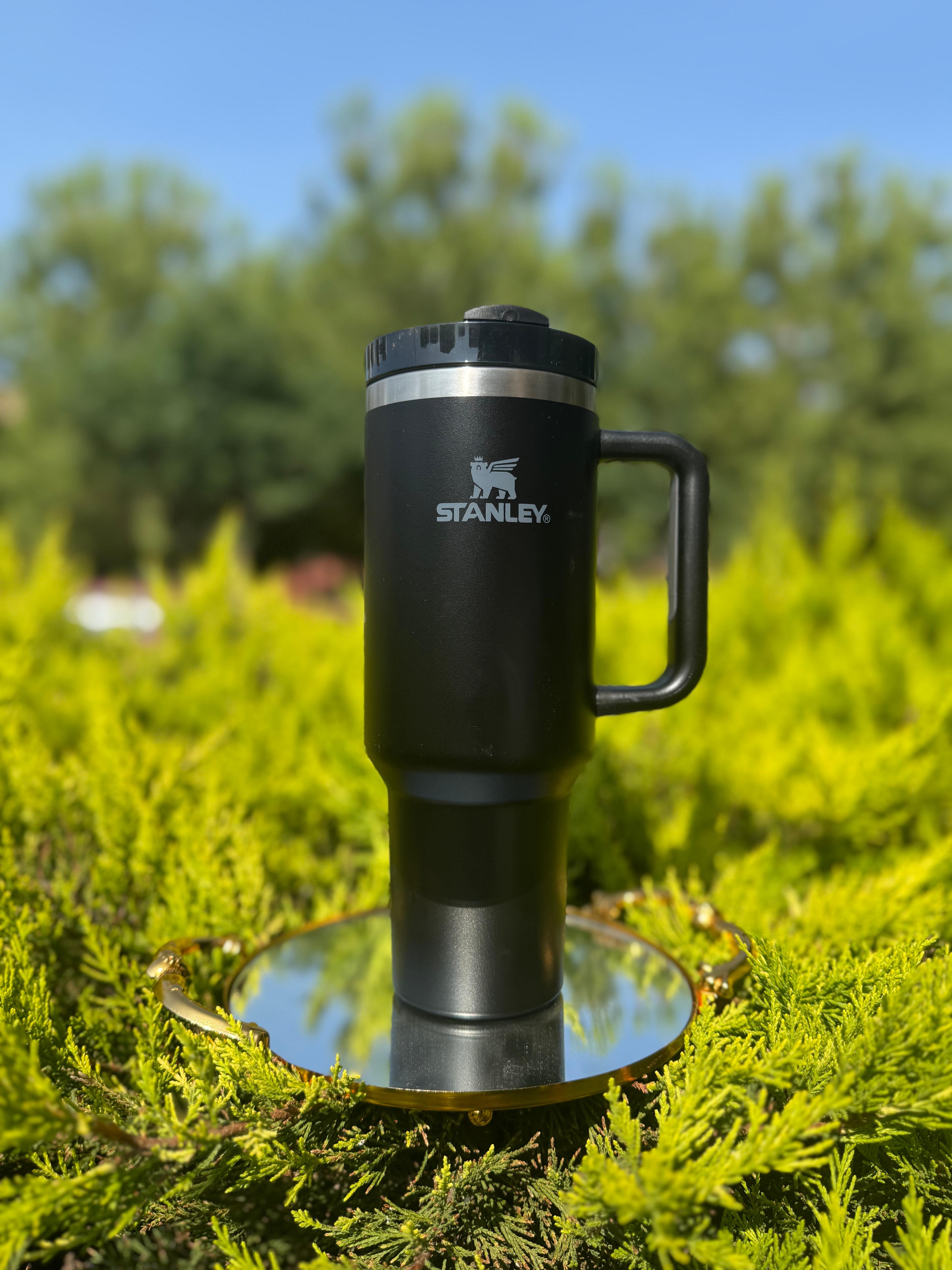 Stanley Renkli Termos  1.18 LT - Siyah