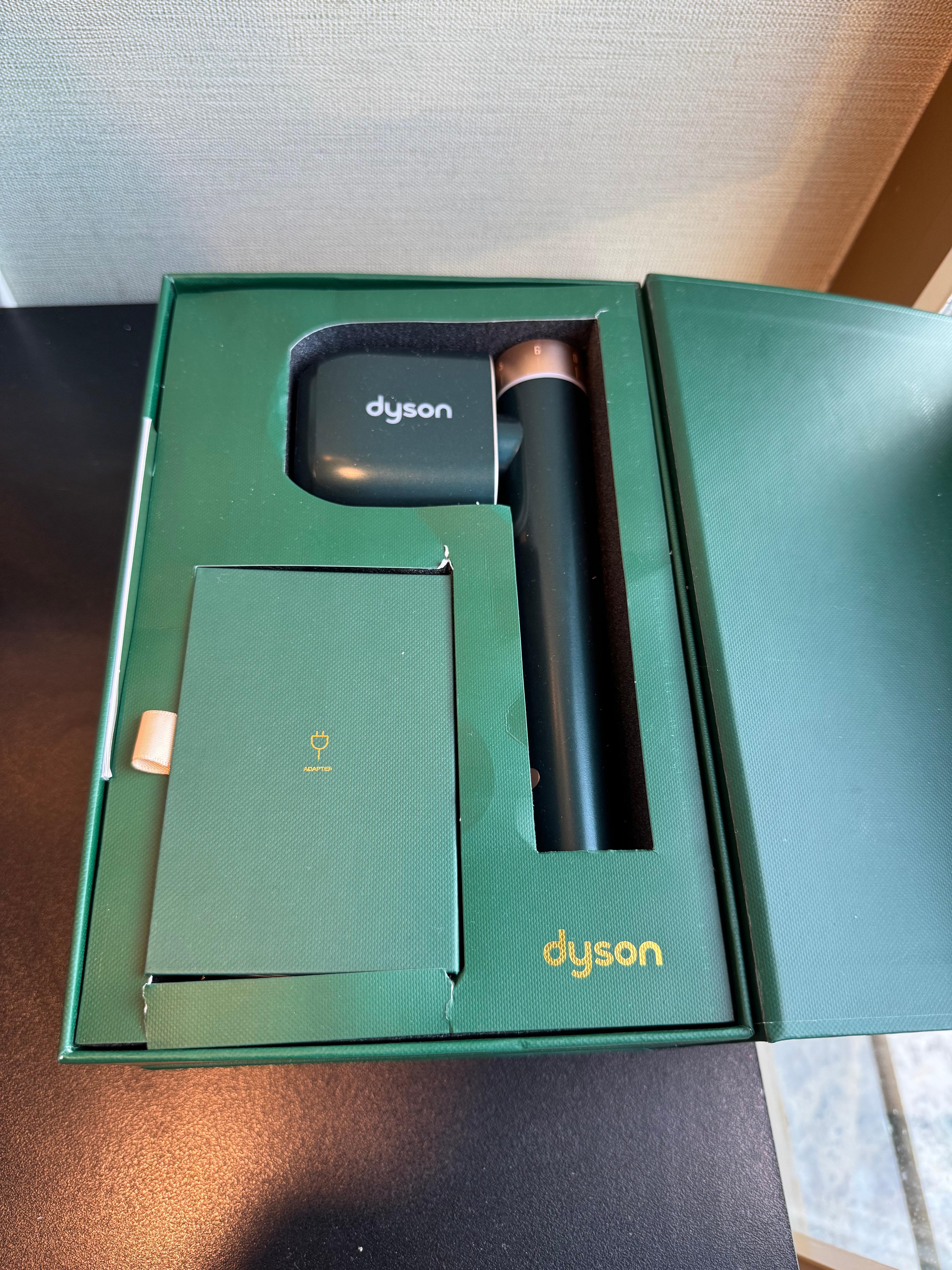 Dyson Venüs Pro Sınırsız Atış Buz Başlıklı Lazer Epilasyon Cihazı