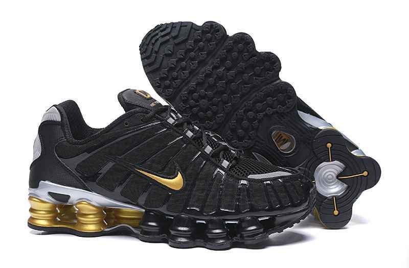 Nike Shox Erkek Ayakkabı - Siyah-Gold