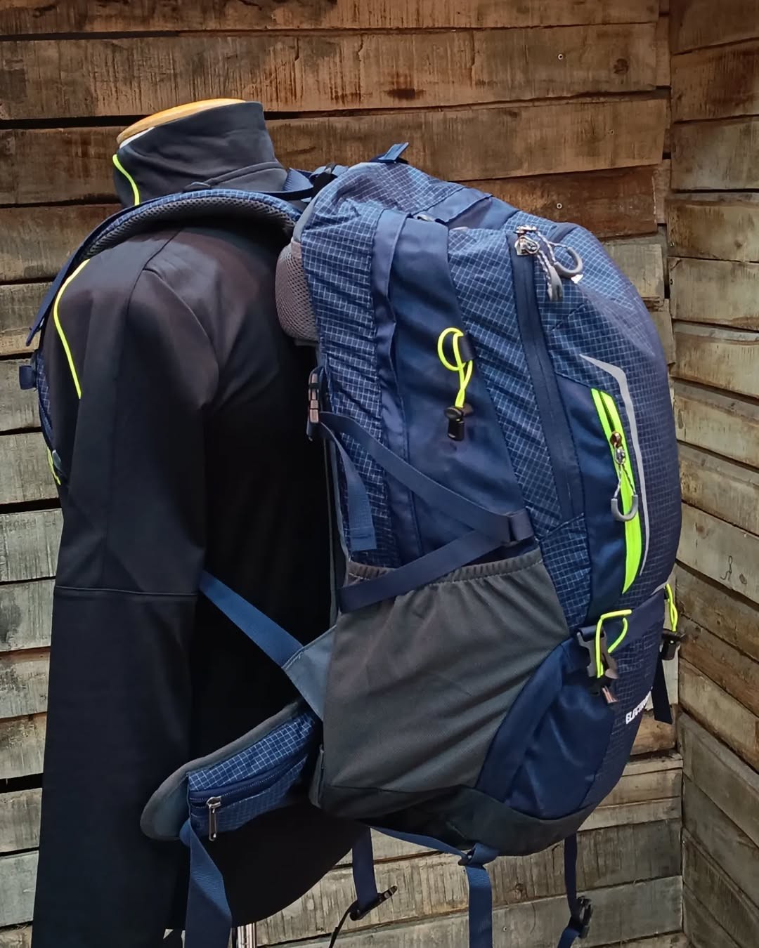 Columbia  50LT Yağmura Dayanıklı ve Geniş Hacimli Sırt Çantası