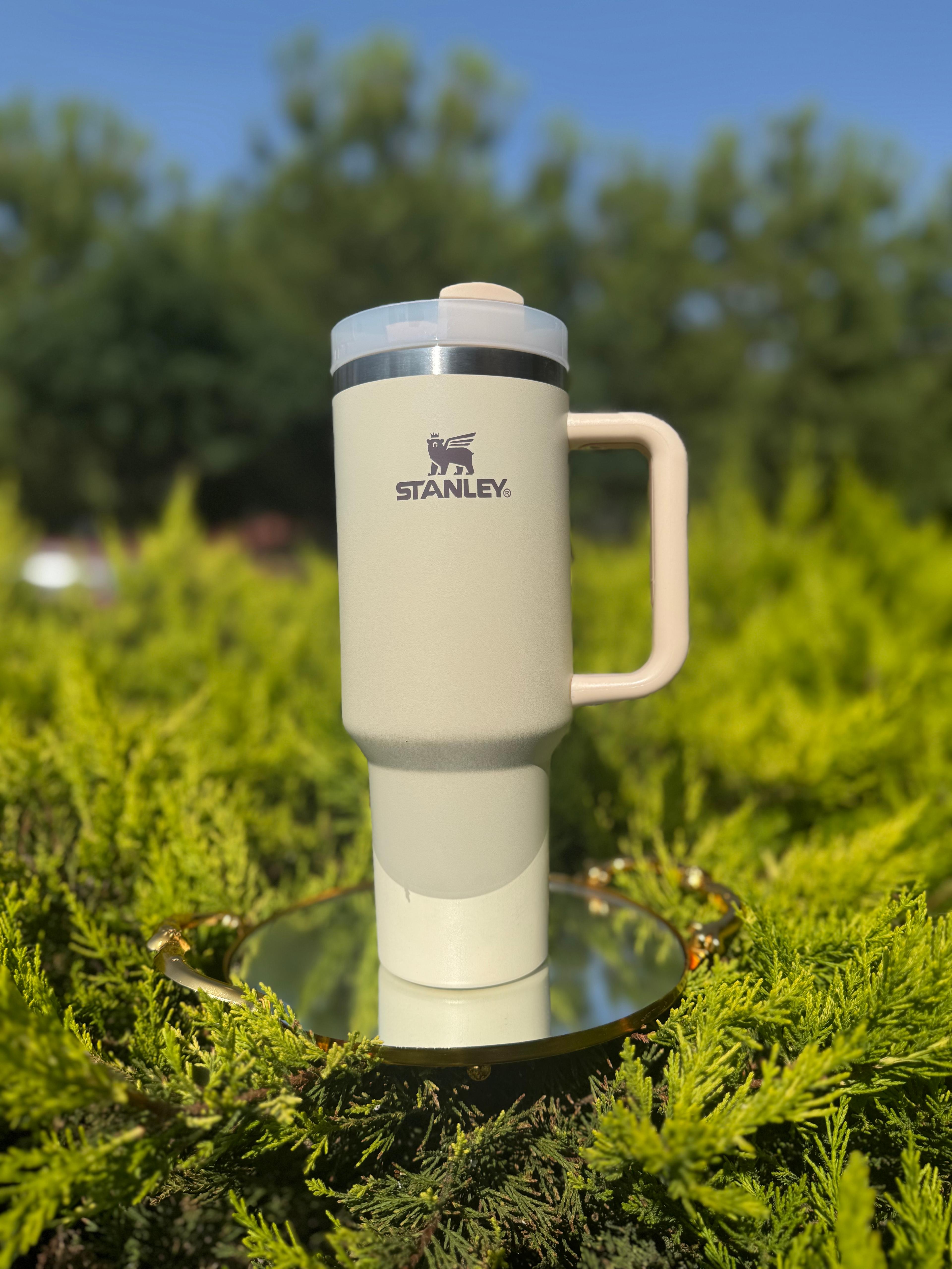 Stanley Renkli Termos  1.18 LT - Krem