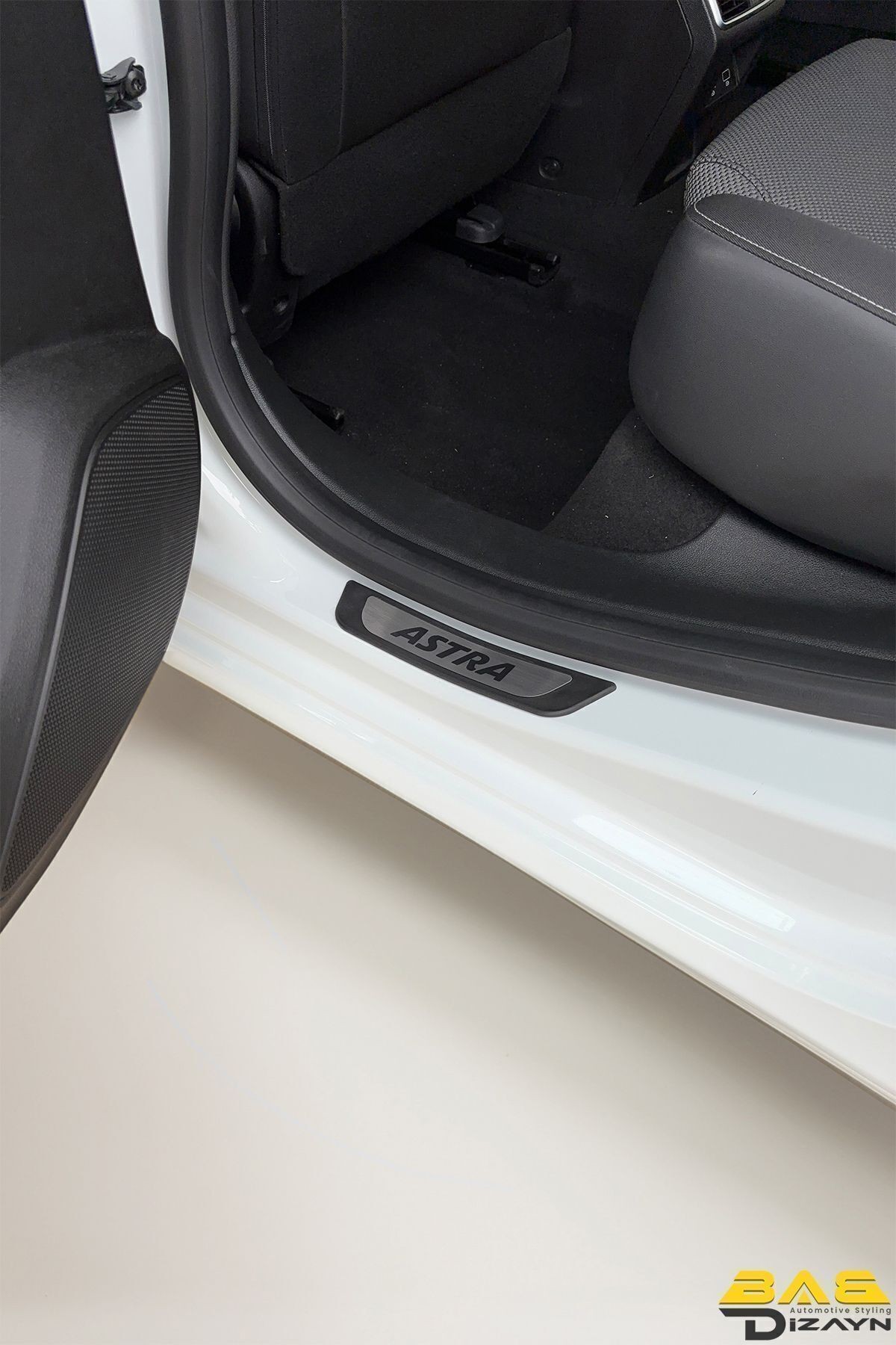 Opel Astra J Kapı Eşik Koruması 2009-2015 Arası 4 Parça