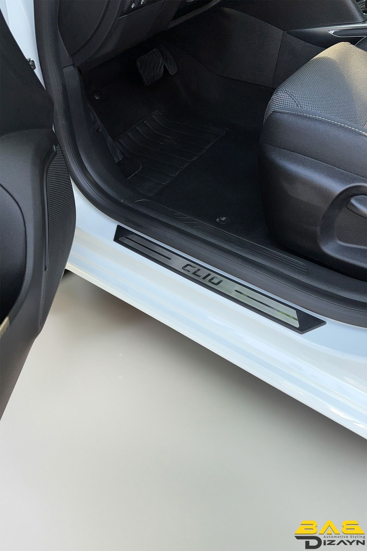 Renault Clio 5 Hb Krom Kapı Eşik Koruması 2019  ve Üzeri 4 parça
