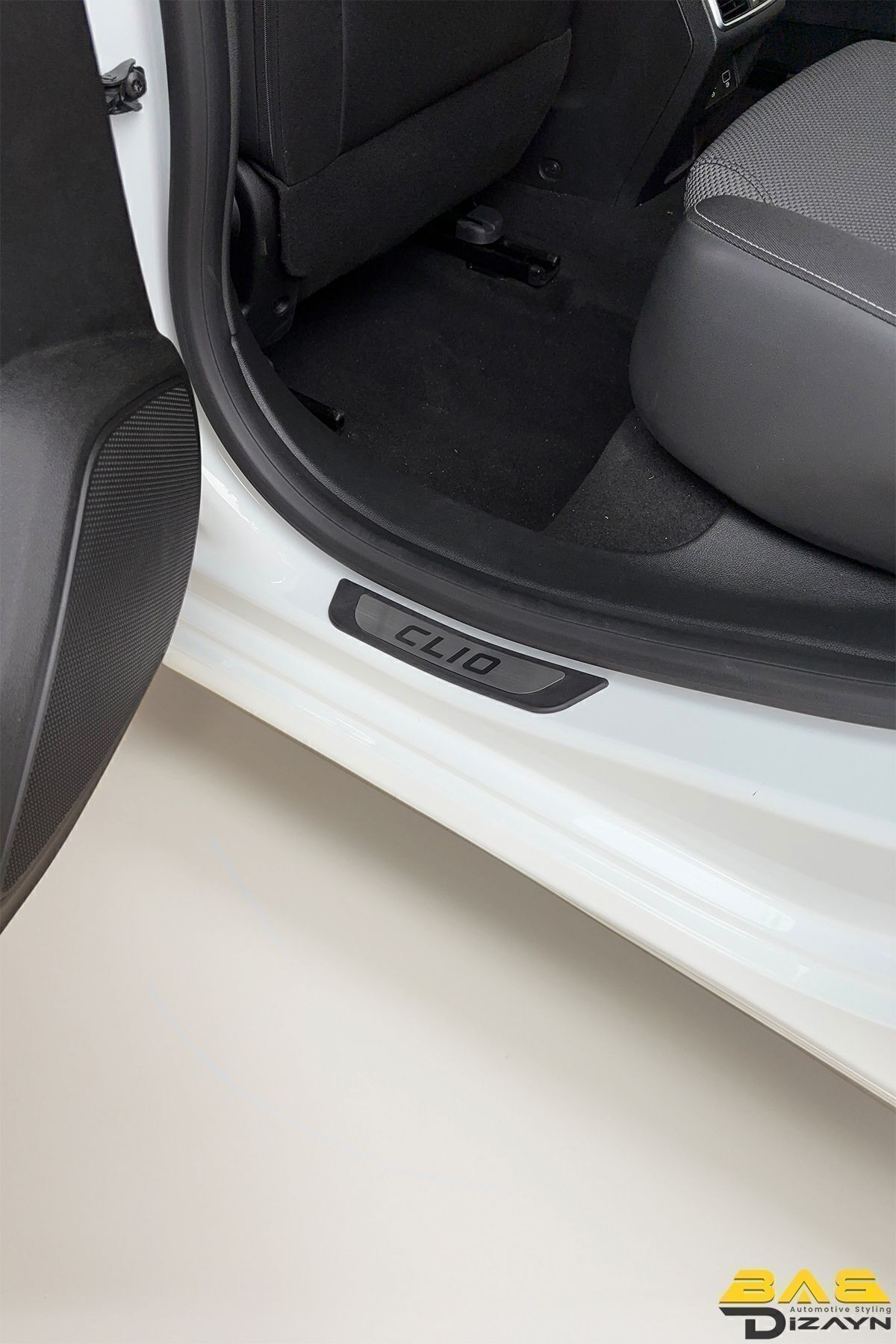Renault Clio 4 Sw Sport Tourer Krom Kapı Eşik Koruması 2012 Ve Üzeri 4 Parça