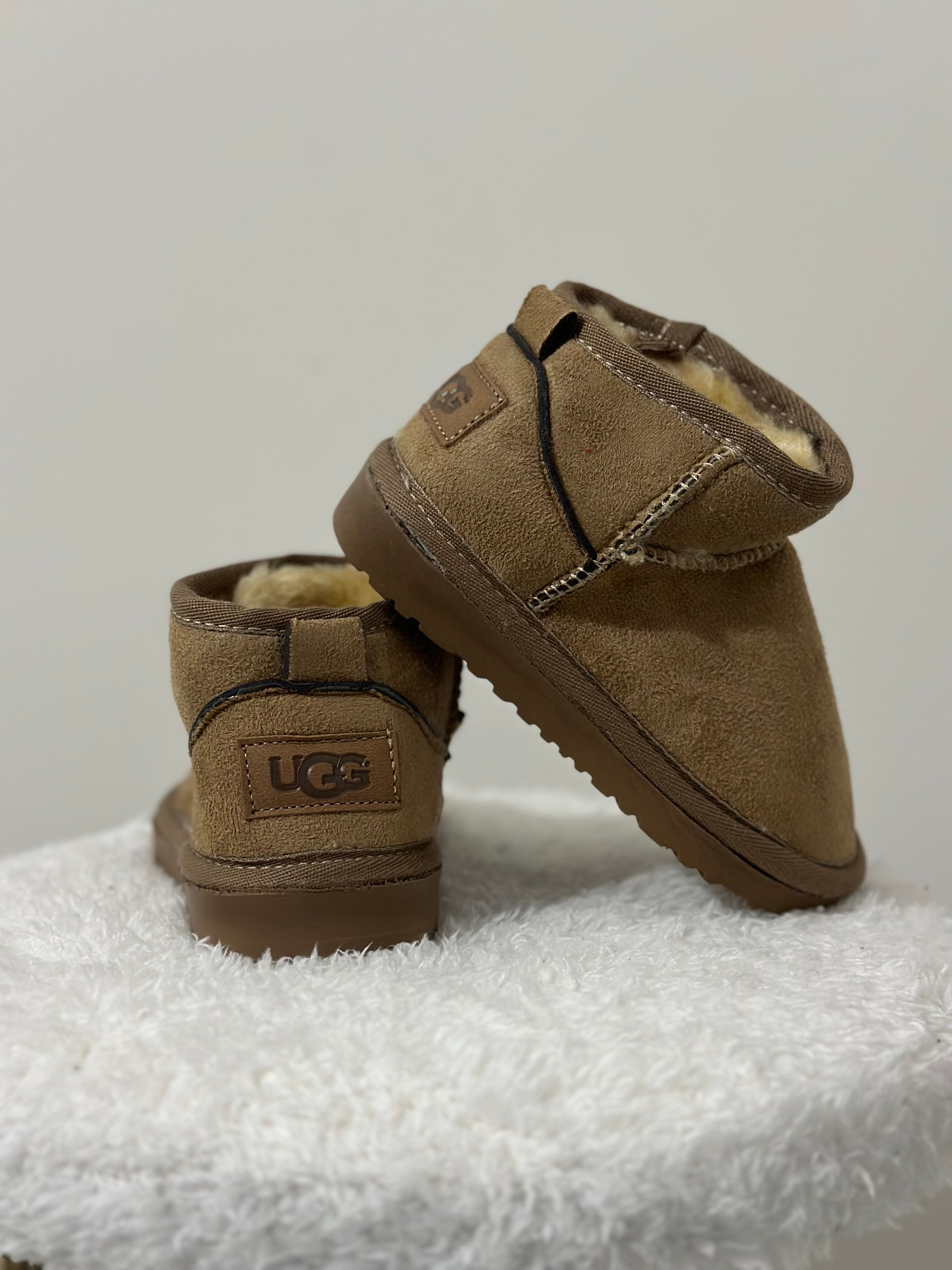 Çocuk UGG taba(iki numara büyük almanızı öneririm)