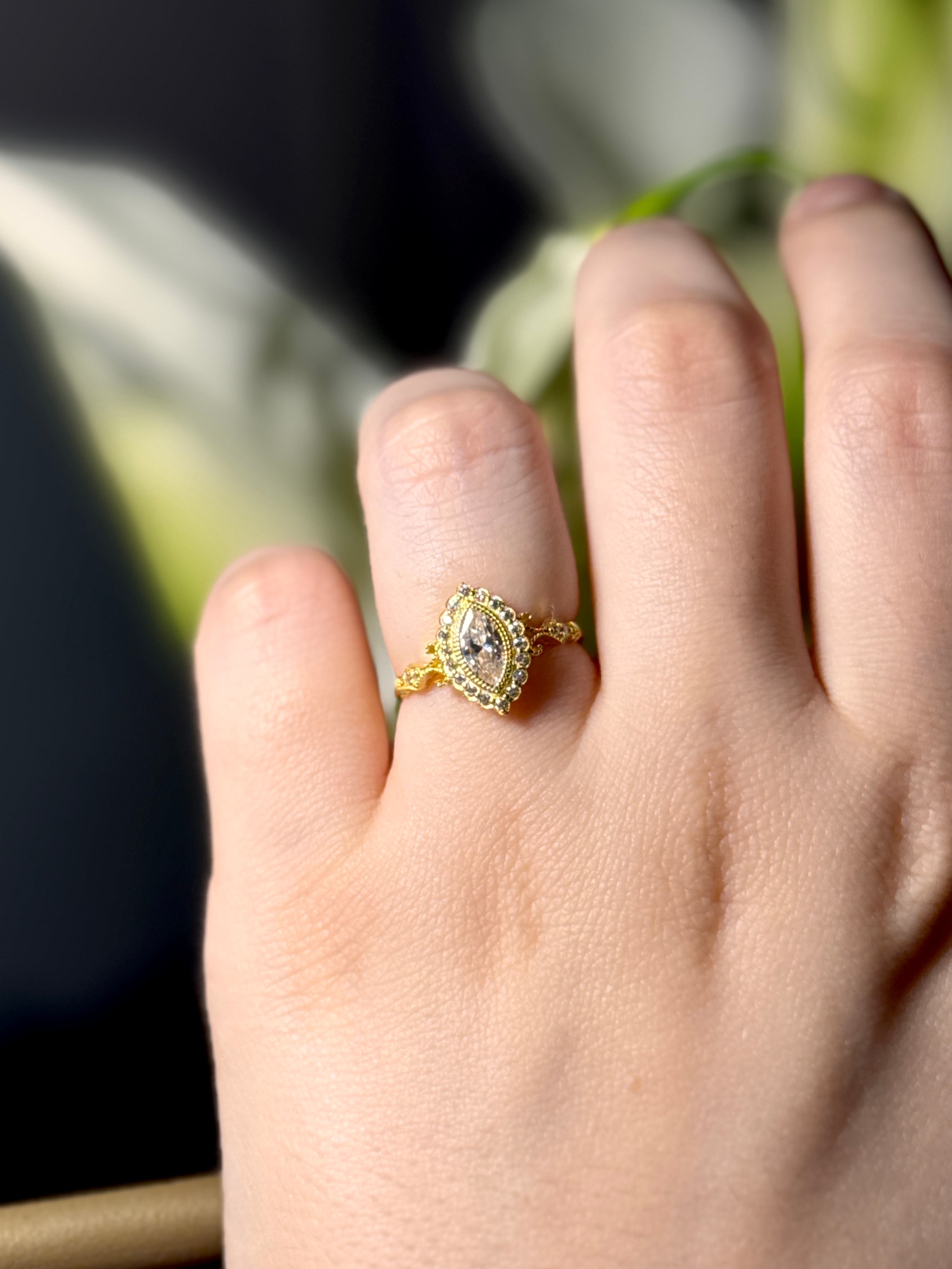Vena Crystal Ring